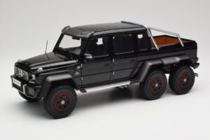 Mercedes AMG G63 W463 6x6 Gloss Zwart AUTOart 1:18 76306 Composiet