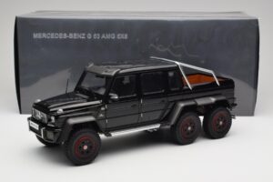 Mercedes AMG G63 W463 6x6 Gloss Zwart AUTOart 1:18 76306 Composiet — afbeelding 8 van 8