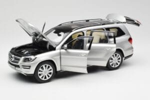 Mercedes GL-Class X166 Iridium Zilver Metallic Norev 1:18 B66960097 Metaal — afbeelding 2 van 8