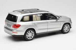 Mercedes GL-Class X166 Iridium Zilver Metallic Norev 1:18 B66960097 Metaal — afbeelding 3 van 8