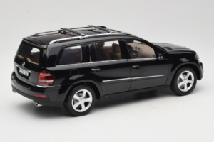 Mercedes GL X164 Obsidian Black Minichamps 1:18 B66962334 Metaal — afbeelding 3 van 8