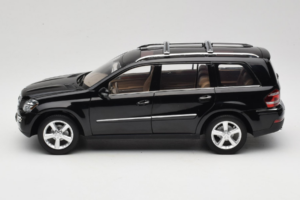 Mercedes GL X164 Obsidian Black Minichamps 1:18 B66962334 Metaal — afbeelding 4 van 8