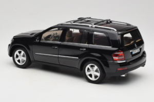 Mercedes GL X164 Obsidian Black Minichamps 1:18 B66962334 Metaal — afbeelding 7 van 8