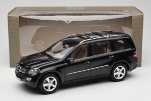 Mercedes GL X164 Obsidian Black Minichamps 1:18 B66962334 Metaal — afbeelding 8 van 8