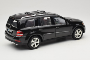 Mercedes GL X164 Period Brown Minichamps 1:18 B66962336 Metaal — afbeelding 3 van 8