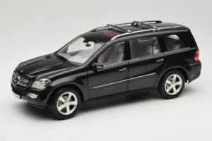 Mercedes GL X164 Period Brown Minichamps 1:18 B66962336 Metaal