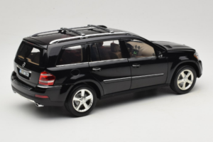 Mercedes GL X164 Tanzanite Blue Minichamps 1:18 B66962335 Metaal — afbeelding 3 van 8