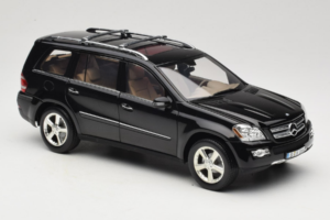 Mercedes GL X164 Tanzanite Blue Minichamps 1:18 B66962335 Metaal — afbeelding 6 van 8
