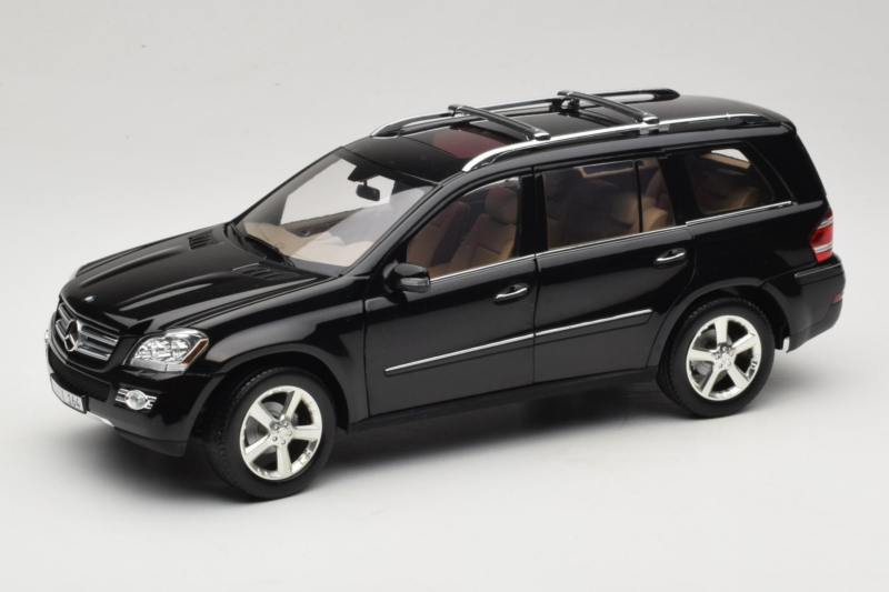 Mercedes GL X164 Tanzanite Blue Minichamps 1:18 B66962335 Metaal