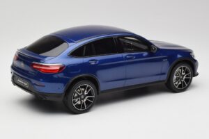 Mercedes AMG GLC 43 Coupe Brilliant Blauw GT Spirit 1:18 B66960468 Hars — afbeelding 2 van 6