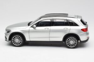Mercedes GLC X253 Iridium Zilver Norev 1:18 B66960363 Metaal — afbeelding 4 van 8