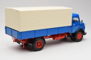 Mercedes L911 Blauw Schuco 1:18 450044800 Metaal — afbeelding 3 van 8