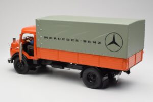 Mercedes L911 Oranje Schuco 1:18 450044700 Metaal — afbeelding 5 van 8
