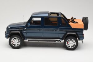 Mercedes Maybach G650 Landaulet Donkerblauw GT Spirit 1:18 GT174 Hars — afbeelding 3 van 6