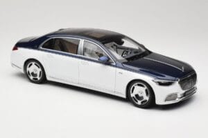 Mercedes Maybach S-Class Z223 Nautical Blue Diamond White Almost Real 1:18 820126 Metaal — afbeelding 6 van 8