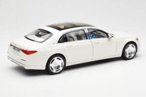 Mercedes Maybach S680 4Matic X223 Diamond Wit Norev 1:18 183918 Metaal — afbeelding 3 van 8