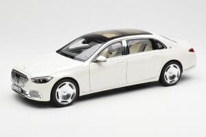 Mercedes Maybach S680 4Matic X223 Diamond Wit Norev 1:18 183918 Metaal