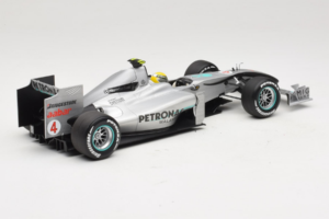 Mercedes MGP W01 #4 N. Rosberg Mercedes GP Showcar 2010 Minichamps 1:18 150100074 Metaal — afbeelding 2 van 7