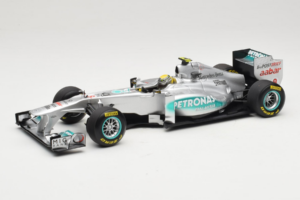 Mercedes MGP W02 #8 N. Rosberg Mercedes GP 2011 Minichamps 1:18 110110008 Metaal