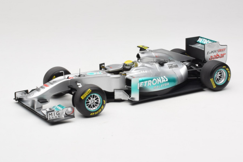 Mercedes MGP W02 #8 N. Rosberg Mercedes GP Showcar 2011 Minichamps 1:18 110110078 Metaal