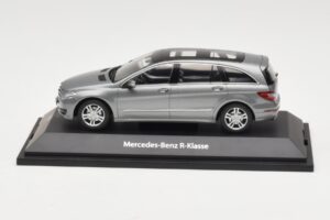 Mercedes R-Class W251 Palladium Silver Metallic Minichamps 1:43 B66960055 Metaal