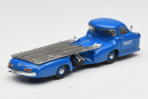 Mercedes Renntransporter Blue Wonder CMC 1:43 M-036K Metaal — afbeelding 3 van 8