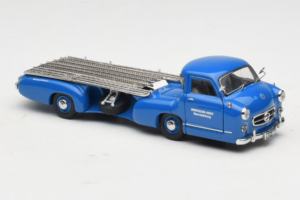 Mercedes Renntransporter Blue Wonder CMC 1:43 M-036K Metaal — afbeelding 6 van 8