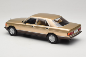 Mercedes S-Class W126 Metallic Beige MCG 1:18 MCG18548 Metaal — afbeelding 5 van 6