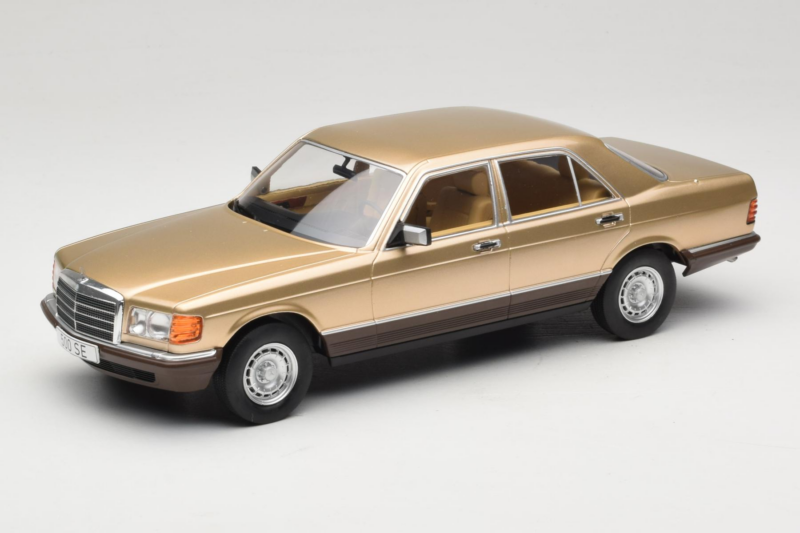 Mercedes S-Class W126 Metallic Beige MCG 1:18 MCG18548 Metaal