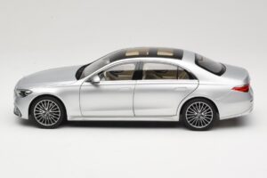 Mercedes S-Class W223 AMG Line Brilliant Silver Norev 1:18 183805 Metaal — afbeelding 4 van 8