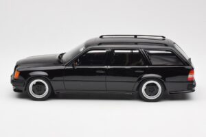 Mercedes 300 TE AMG S124 Zwart Otto 1:18 OT147 Hars — afbeelding 3 van 6