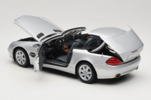 Mercedes SL R129 Zilver Minichamps 1:18 B66962133 Metaal — afbeelding 6 van 10