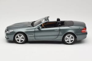 Mercedes SL R230 Amiant Green Minichamps 1:18 B66962389 Metaal — afbeelding 4 van 8