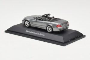 Mercedes SL R230 Palladium Silver Metallic Minichamps 1:43 B66962390 Metaal — afbeelding 3 van 4