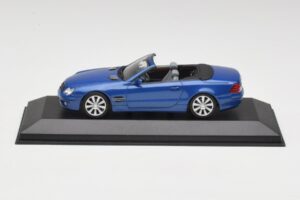Mercedes SL R230 Tanzanite Blauw Minichamps 1:43 B66962250 Metaal