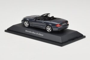 Mercedes SL R230 Tenorit Grey Metallic Minichamps 1:43 B66962392 Metaal — afbeelding 3 van 4