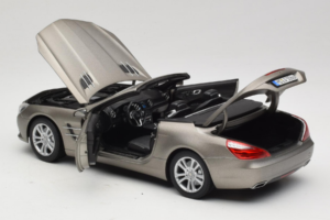 Mercedes SL500 R231 Dark Grey Matt Norev 1:18 183590 Metaal — afbeelding 6 van 9