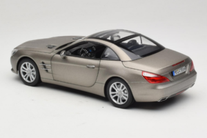 Mercedes SL500 R231 Dark Grey Matt Norev 1:18 183590 Metaal — afbeelding 8 van 9