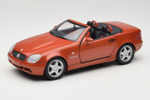 Mercedes SLK R170 230 AMG Orange Metallic Minichamps 1:18 B66005227 Metaal