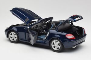 Mercedes SLK R171 Blauw Maisto 1:18 B66962190 Metaal — afbeelding 5 van 8