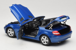 Mercedes SLK R171 Blue Metallic Minichamps 1:18 100033131 Metaal — afbeelding 7 van 11