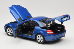 Mercedes SLK R171 Blue Metallic Minichamps 1:18 100033131 Metaal — afbeelding 8 van 11
