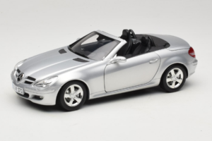 Mercedes SLK R171 Zilver Minichamps 1:18 B66962318 Metaal
