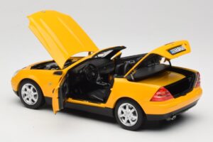 Mercedes SLK200 R170 Geel Norev 1:18 B66040713 Metaal — afbeelding 6 van 9