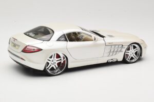 Mercedes SLR McLaren C199 Wit Maisto 1:18 31068 Metaal — afbeelding 3 van 8