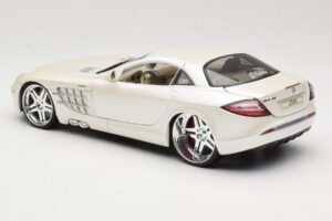 Mercedes SLR McLaren C199 Wit Maisto 1:18 31068 Metaal — afbeelding 7 van 8