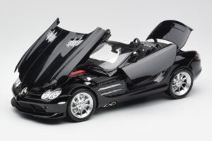 Mercedes SLR McLaren Roadster R199 Crystal Galaxit Zwart Minichamps 1:18 B66961004 Metaal — afbeelding 2 van 8