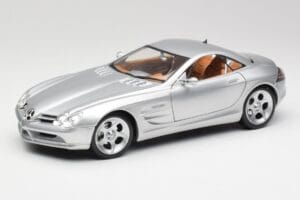 Mercedes SLR Vision Liquid Zilver Maisto 1:18 B66962101 Metaal