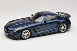 Mercedes SLS AMG Black Series Daytona Blue Metallic Minichamps 1:18 110033026 Metaal