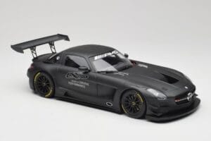 Mercedes AMG SLS C197 GT3 45 Jaar Driving Performance Minichamps 1:18 151133100 Metaal — afbeelding 4 van 6